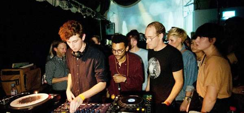 Ingyenzene: Jamie XX és Caribou a Boiler Roomban