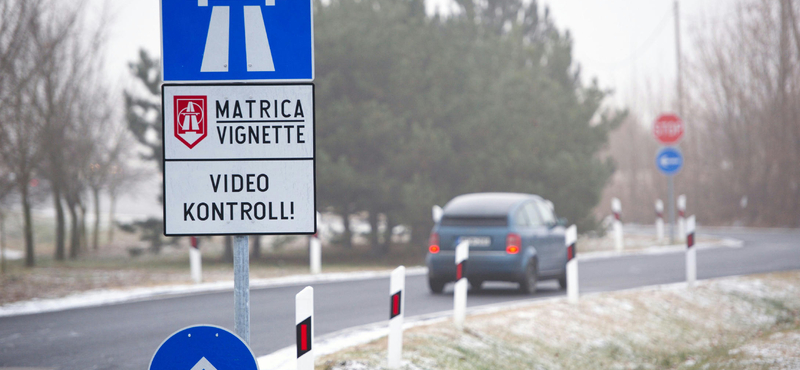 1000 forintos egynapos autópálya-matricát követel a Jobbik