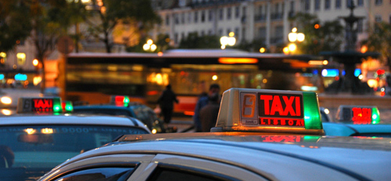 Túl drága a taxi a fővárosban