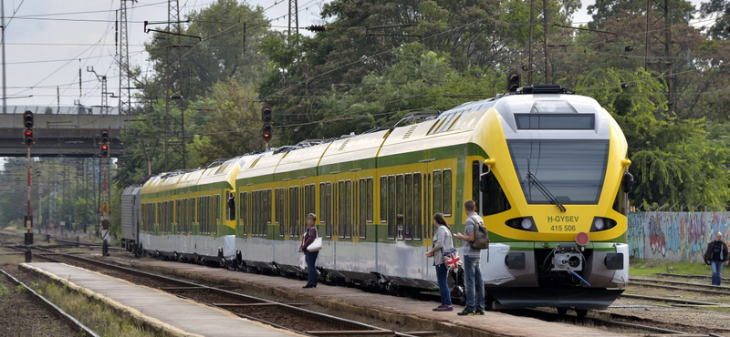 Felélesztenek egy vasútvonalat, újra lehet majd Győrből Pozsonyba vonatozni