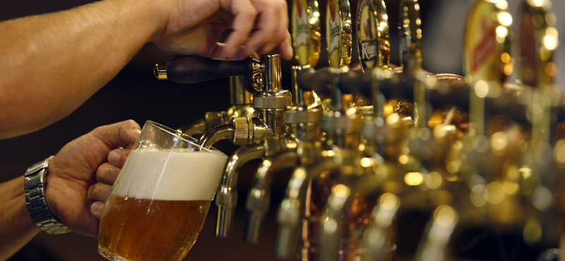 Sörtörvény: nem tudni, kötelesek-e egymás sörét árulni a kisüzemi főzdék