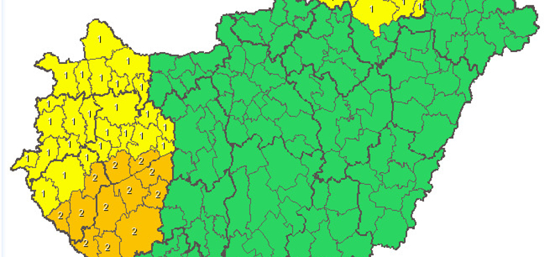 Kiadták a narancs riasztást a vihar miatt, de péntek hajnalra már nyoma sem lesz az esőnek