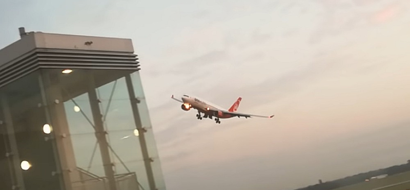 Lehúzza a rolót az Air Berlin, 200 ezer repülőjegynek annyi