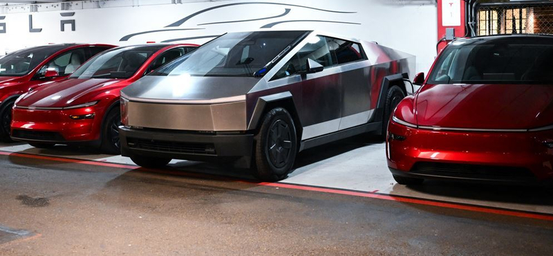 Brutális értékcsökkenéssel számítja be a Tesla a Cybertruckot, ha valaki szabadulna tőle