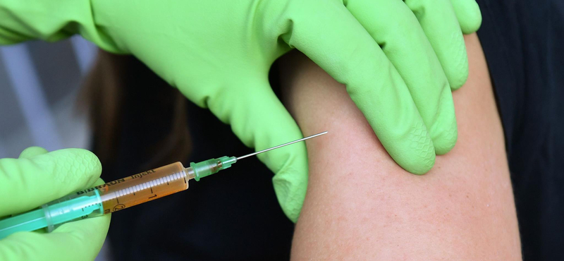 Tízmilliárd dolláros üzlet a koronavírus elleni vakcina