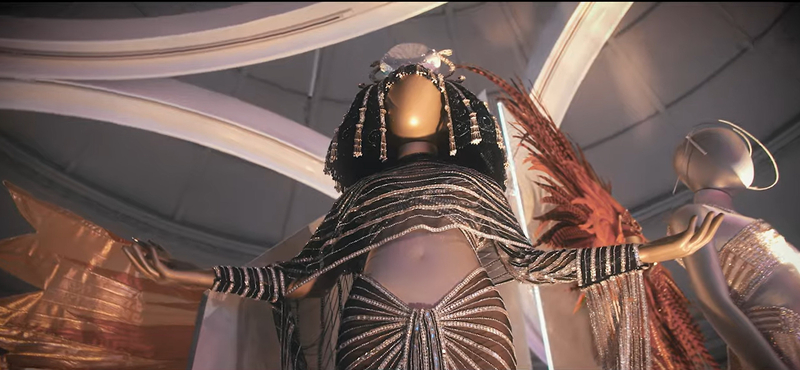 Billie Eilish, Rihanna, Björk eredeti fellépőruhái érkeznek a Magyar Zene Házába a londoni V&A Múzeumból