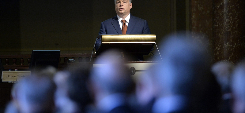 Orbán: Háttérhatalmak felelősek az agyelszívásért