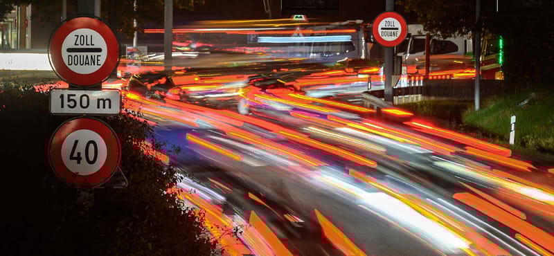 Kínkeservesen megy az átállás az elektromos vagy hidrogénüzemű járművekre az európai közúti fuvarozásban