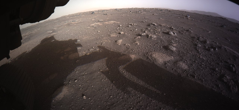 Ezt nézze meg: a Perseverance hazaküldte az első színes fotókat a Marsról