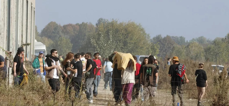 Több napig tartó illegálbuli miatt kellett lezárni több utat Olaszországban