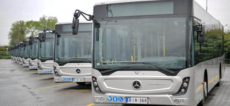 50 vadonatúj Mercedes busz áll forgalomba hat vidéki városban