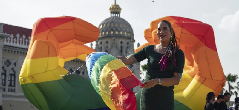 Thaiföld történelmet ír: legalizálták az azonos neműek házasságát