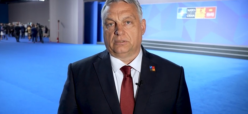 Orbán a NATO-csúcsról is a propaganda-szlogenekkel jelentkezett be