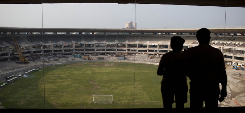 Sztrájkba léptek a Maracana Stadion munkásai