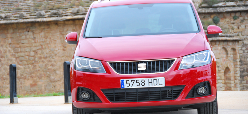 Vezettük az összkerékhajtású Seat Alhambrát – teszt