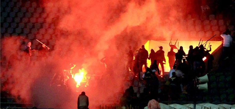 Egyiptomi tömegverekedés: soha többé nem fociznának az al-Ahli játékosai 