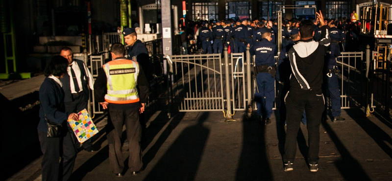 Nem korlátozhatják a menedékkérők mozgását EU-tagállamon belül