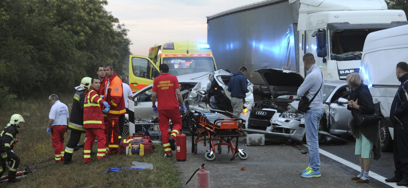 Leszállt a román légierő gépe Budapesten