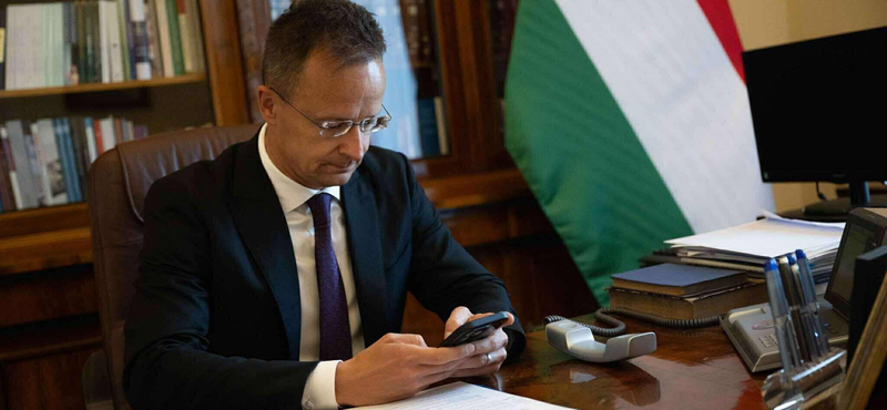 Tovább erősítik a külügyminiszter szerepét a közérdekű adatok titkosításában