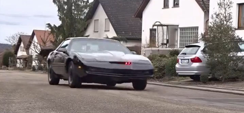 Erre a KITT-replikára Michael Knight is irigy lenne