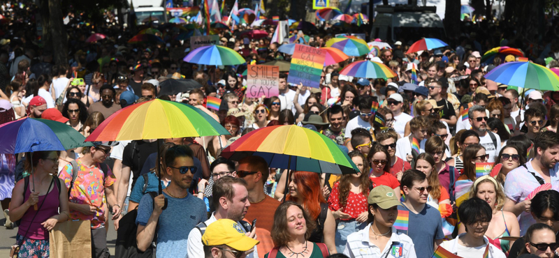 Így indult el a Pride a Hősök teréről - videó