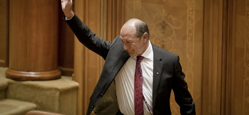 Úgy tűnik, Basescu visszatérhet hivatalába