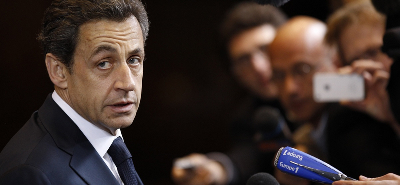 Bíróság elé állítják Sarkozyt