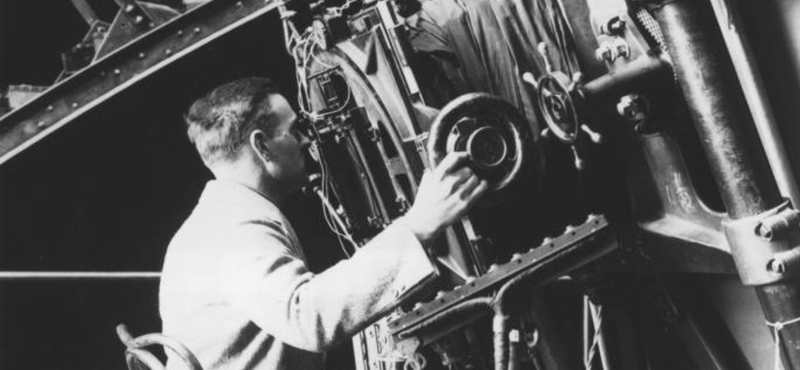 Az ember, akinek eredményét látva Einstein beismerte élete legnagyobb tévedését