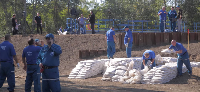 Gyakorlópályán készülhetnek villámárvizekre és extrém helyzetekre a vízügyesek – videó