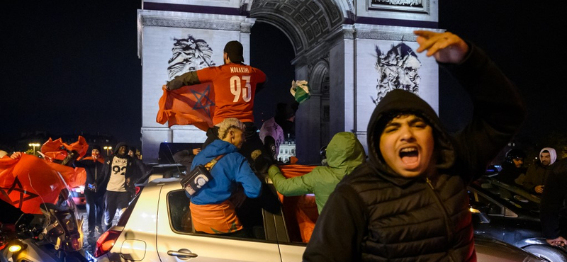 Balhé lett Párizsban a marokkói vb-elödöntő ünnepléséből