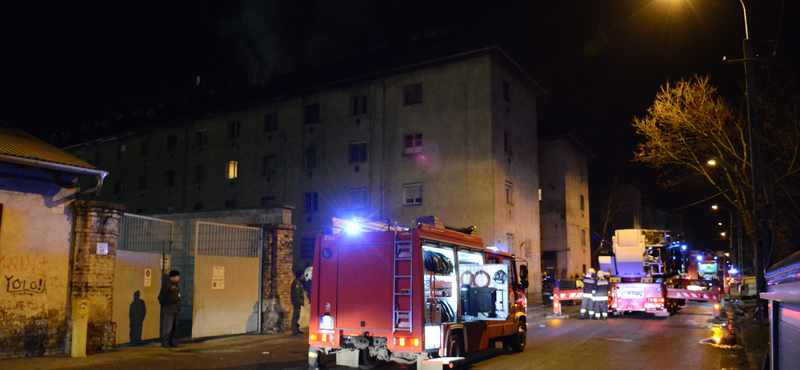 Videó: Tűz volt a Hős utca egyik házában, száz embert költöztettek ki