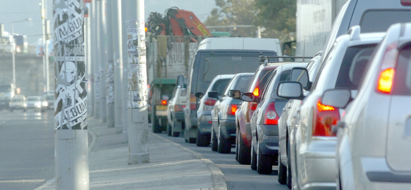 Ma a pedagógusok miatt lesz nagy dugó a Belvárosban