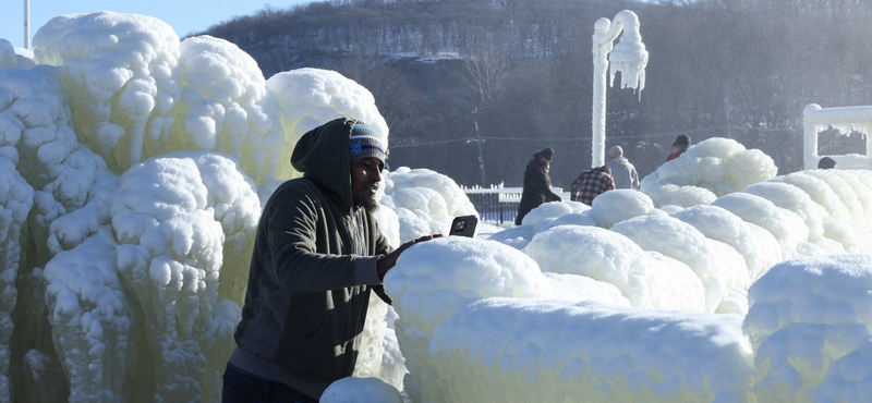 Már 89 ember halálát követelte a szélsőségesen hideg időjárás az Egyesült Államokban