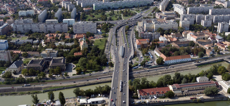 Mossák a hétvégén az Árpád hidat, korlátozzák a forgalmat