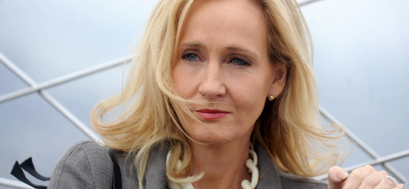 Egymillió fontot ajánlott fel J. K. Rowling az ukrajnai gyerekek megsegítésére