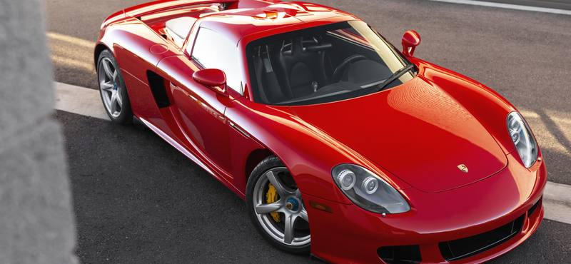 Félmilliárd forint egy piros Porsche Carrera GT, ami mindössze 1241 kilométert futott