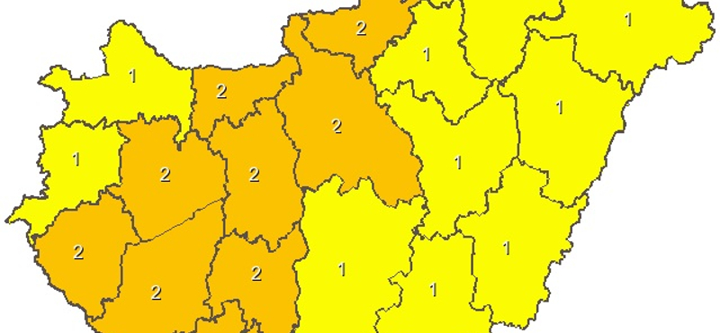 Örvénylő ciklon borítja narancsba a fél országot – térképek