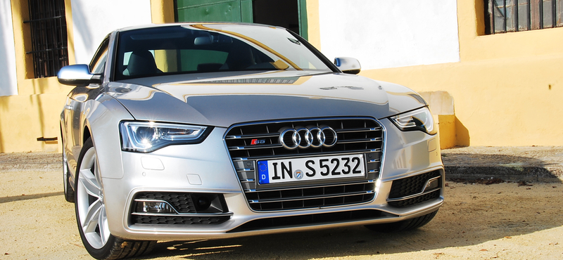 Audi S5 teszt: lehet ismét élvezkedni