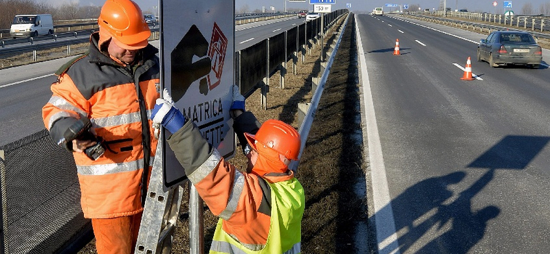 Így lehet autópálya-matricát venni, még akkor is, ha lehalt a szerver