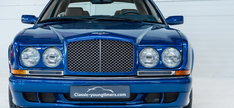 Igen ritka Bentley youngtimer keresi új gazdáját