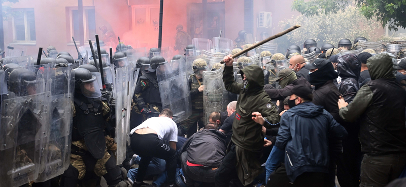 A magyar külügy zavarodottan keresi a felelőst, de a szerbeket meg sem említi