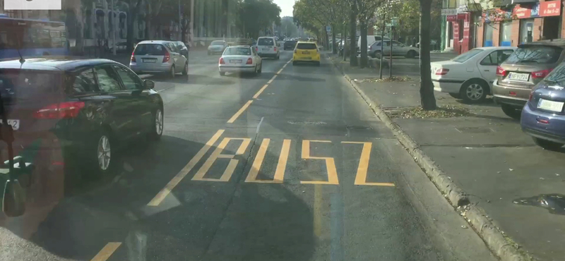 Szétrázza a Váci út a metrópótló buszokat – videó