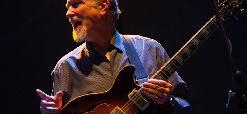 „Már gyerekként is menő zenész szerettem volna lenni" – John Scofield-interjú