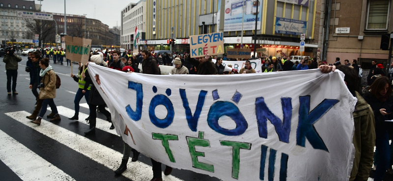 Kevesen vonultak a szabad oktatásért Budapesten