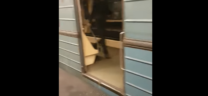 Ön már látott füstös metrót? Itt egy videó a tegnapi leállásról