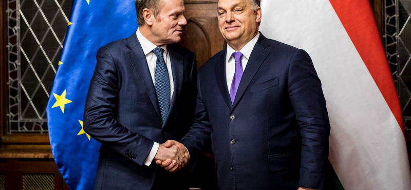 Donald Tusk: Orbán Viktor elárulja Európát