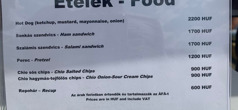 Forma-1 büféárak: sör 1300-tól, a hot dog 2200, a hamburger 4500 forint