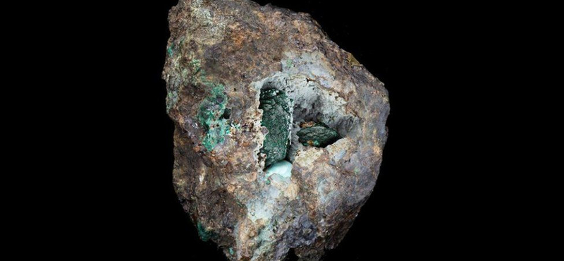 220 éve bányászták ki a kőzetet, új ásványt fedeztek fel benne
