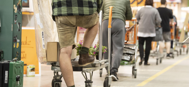 40 ezer dolgozó tűnt el a boltokból