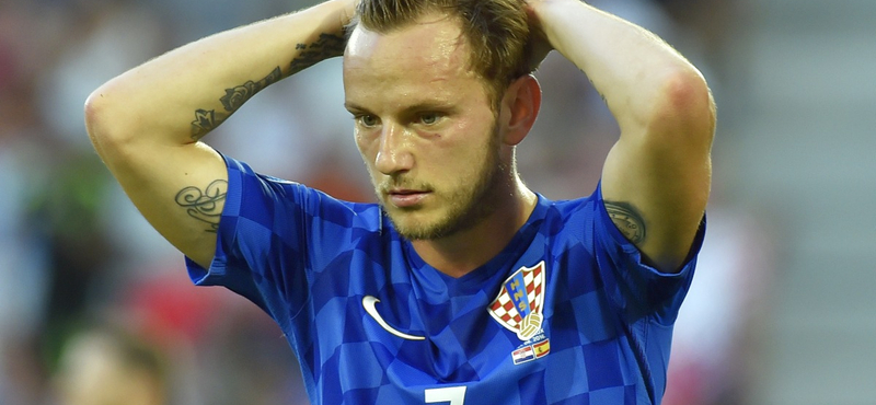 Fontos döntést fontolgat Rakitic